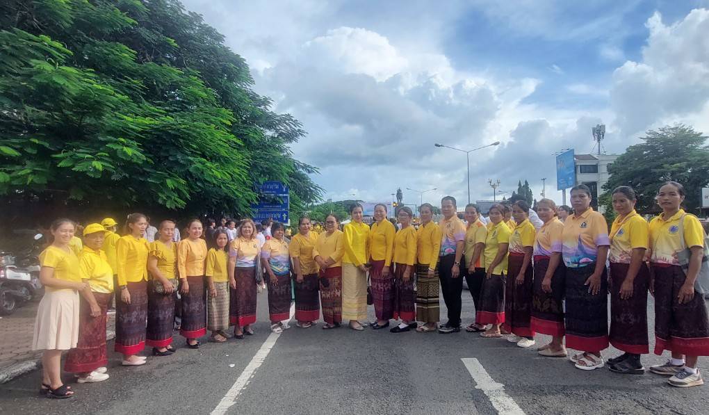 ร่วมพิธีวางพวงมาลา เนื่องในวันนวมินทรมหาราช ประจำปี 2568